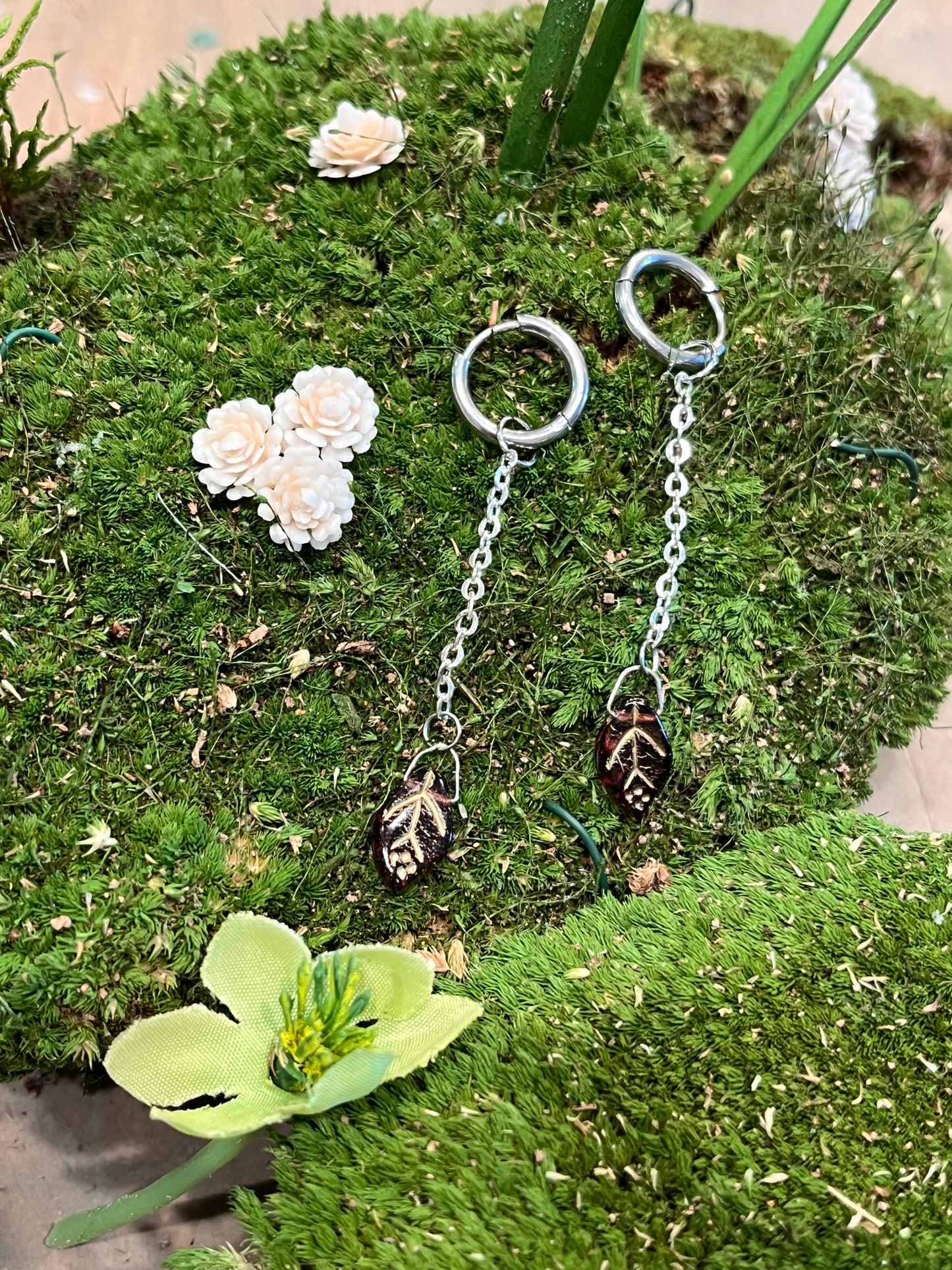 Phoebe | Drop Leaf charms